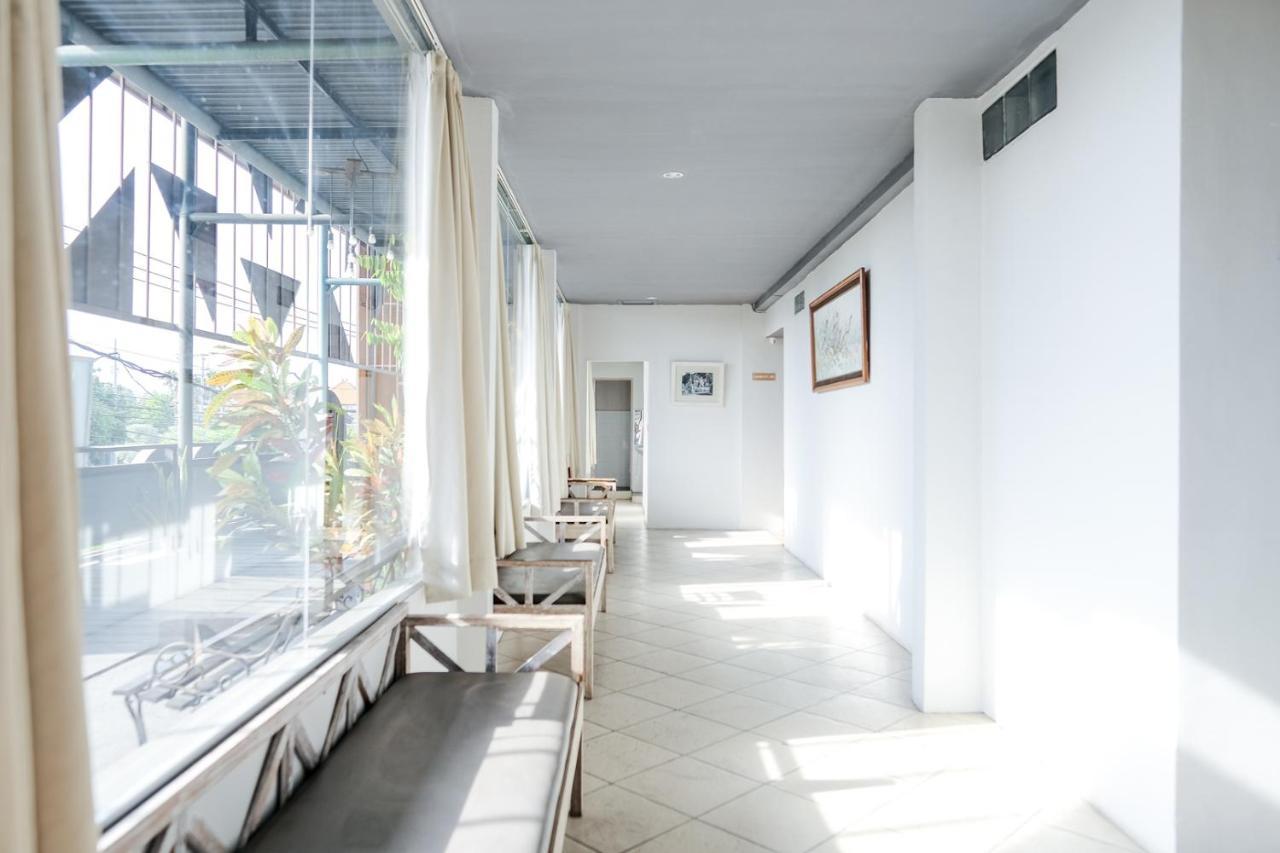 Reddoorz Plus At Sunrise Hotel Sanur Екстер'єр фото